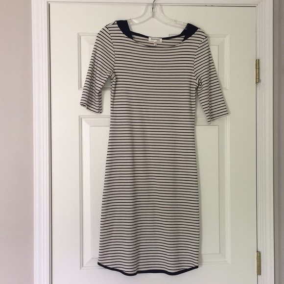 Dress - Picture 1 of 1